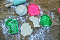 Load image into Gallery viewer, graduation cookie cutter