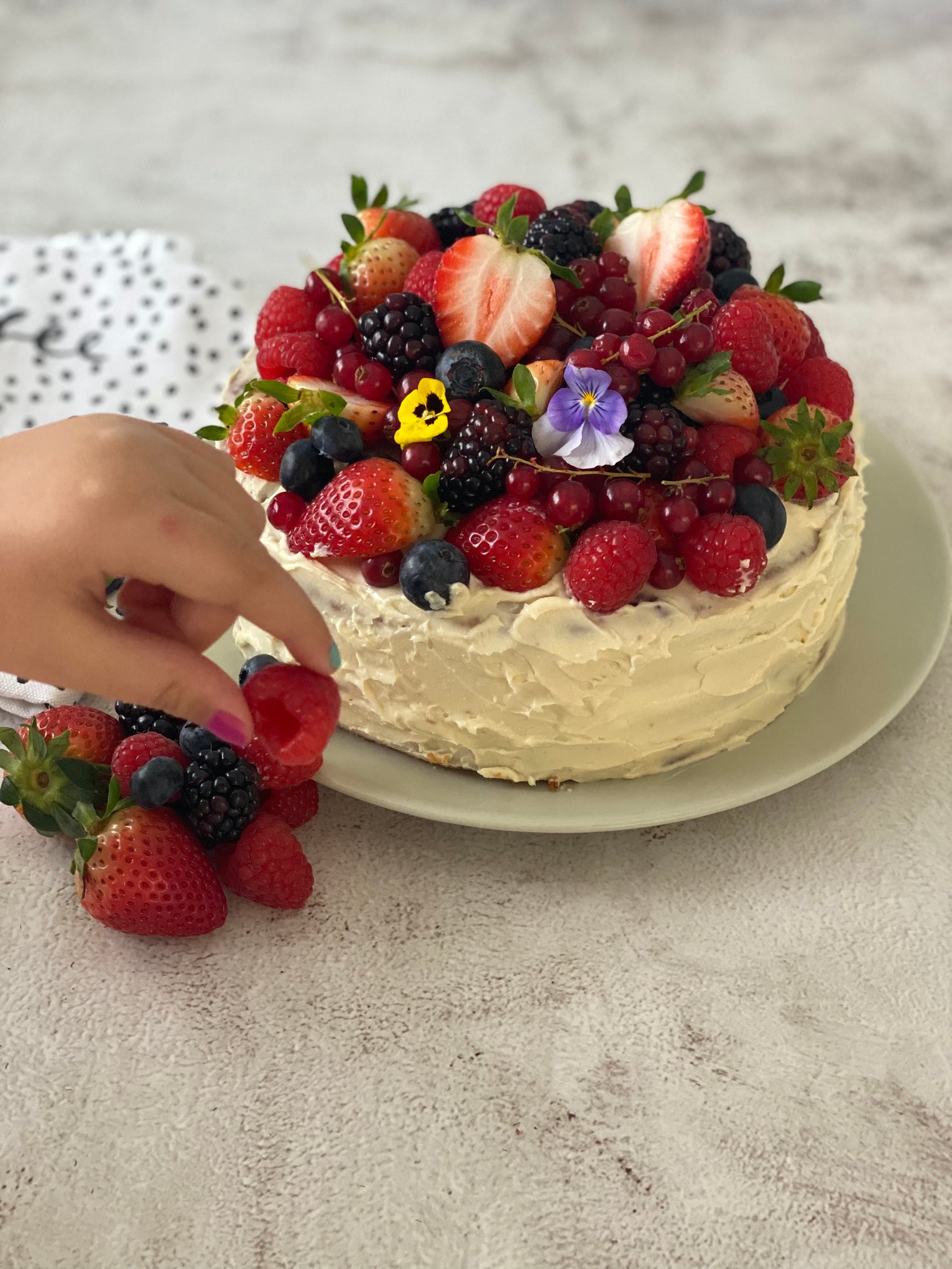 Berries cake